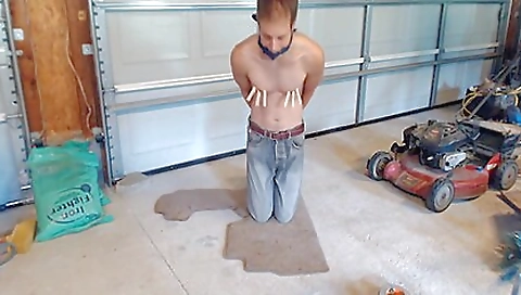 Sexy brunette take comments her pussy