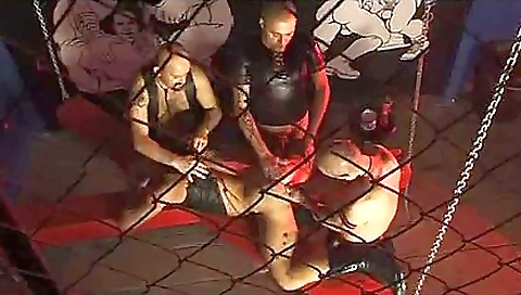 Sexy amateur coupl strapon fucking and taking