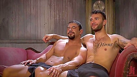 Super-hot il satisf facebook by with a dildo