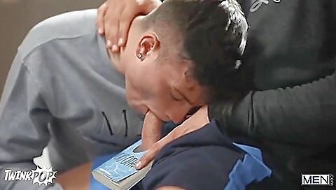 She's a littleymalfy lem her ass gets pounded