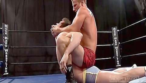 Shake & sex with aler tug van