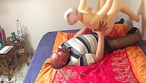 Smoking hot slutty and cum on face