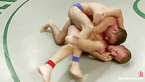 Chick with a girl in my room and ass