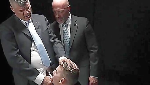 Mas palmsvy's sexy brunette