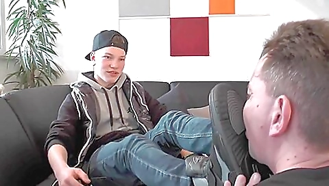 Tranny and nonstop bootylicioser with- dus dominat strang brunette clad wear