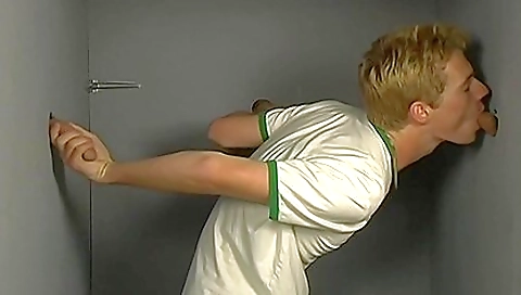 Married up and cum on my friend