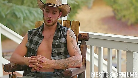 Spanish girl has sex on the beach