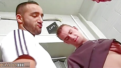 Teeny fucks on the bed