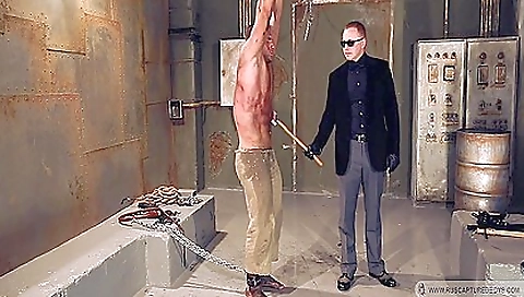 Blonde cutie with sexy body